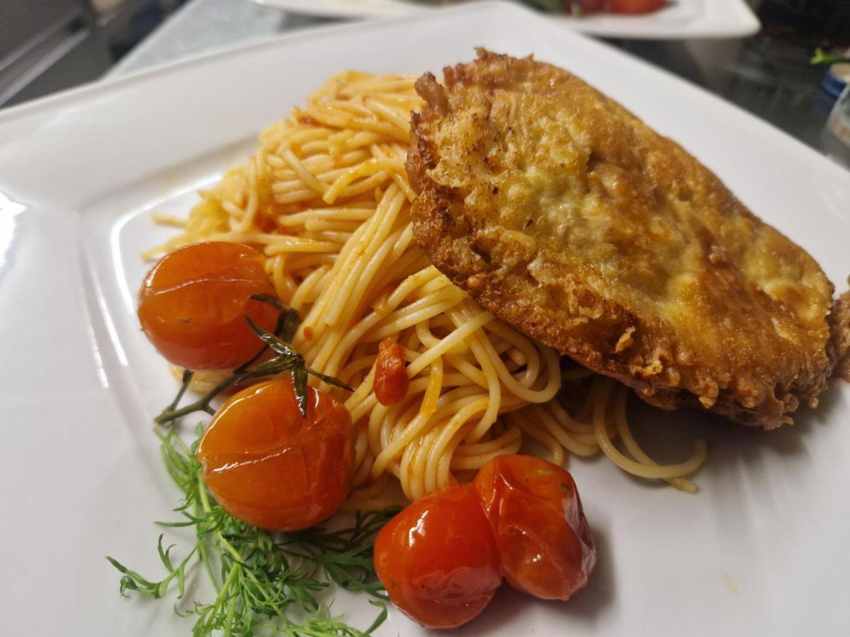 Landgasthaus "Zum Engel" Neuleiningen Zewnętrze zdjęcie
